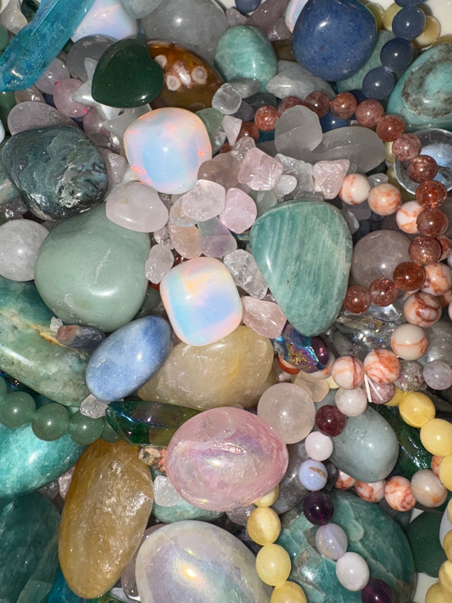 The Healing Crystal Mix