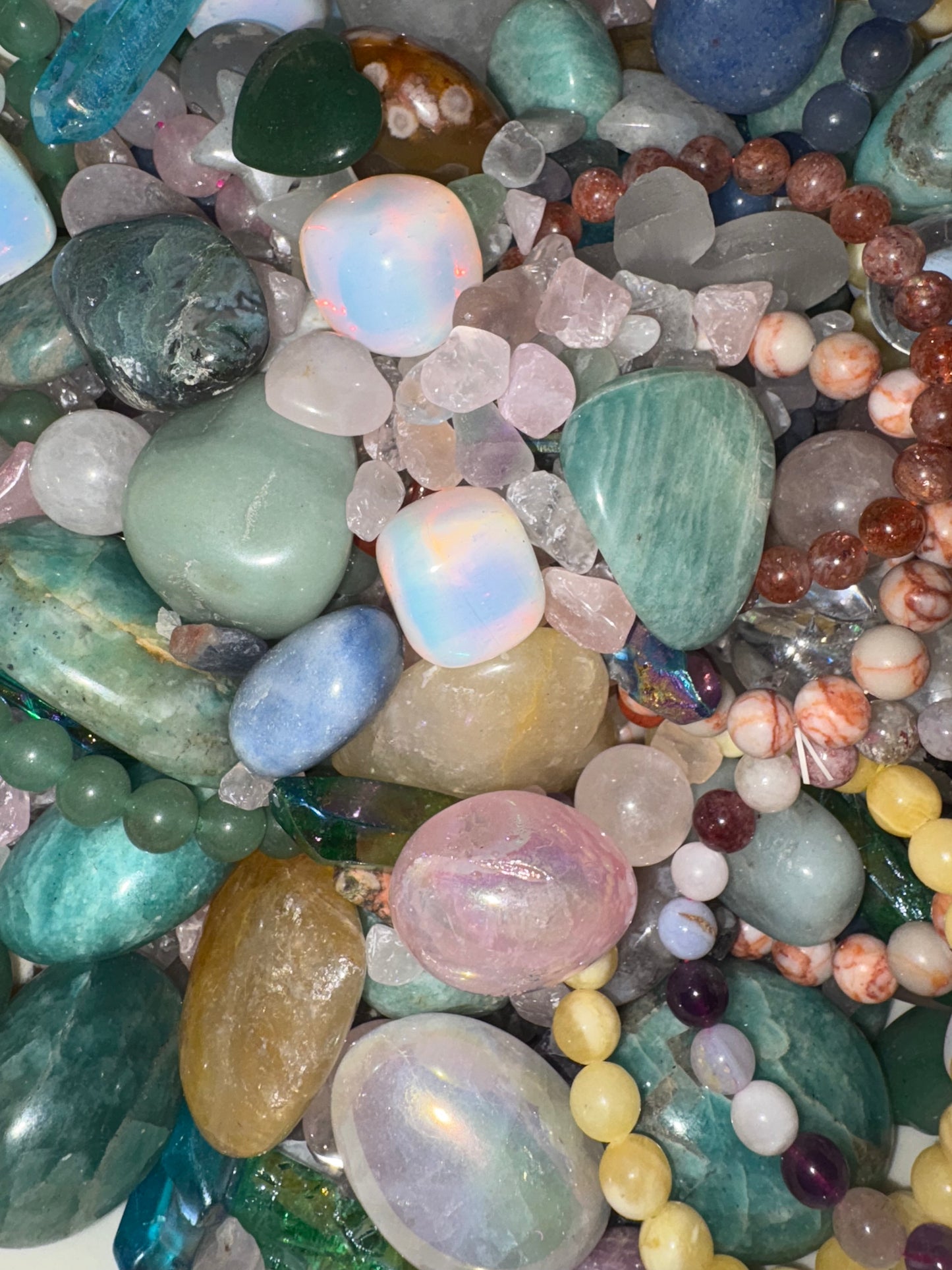 The Healing Crystal Mix
