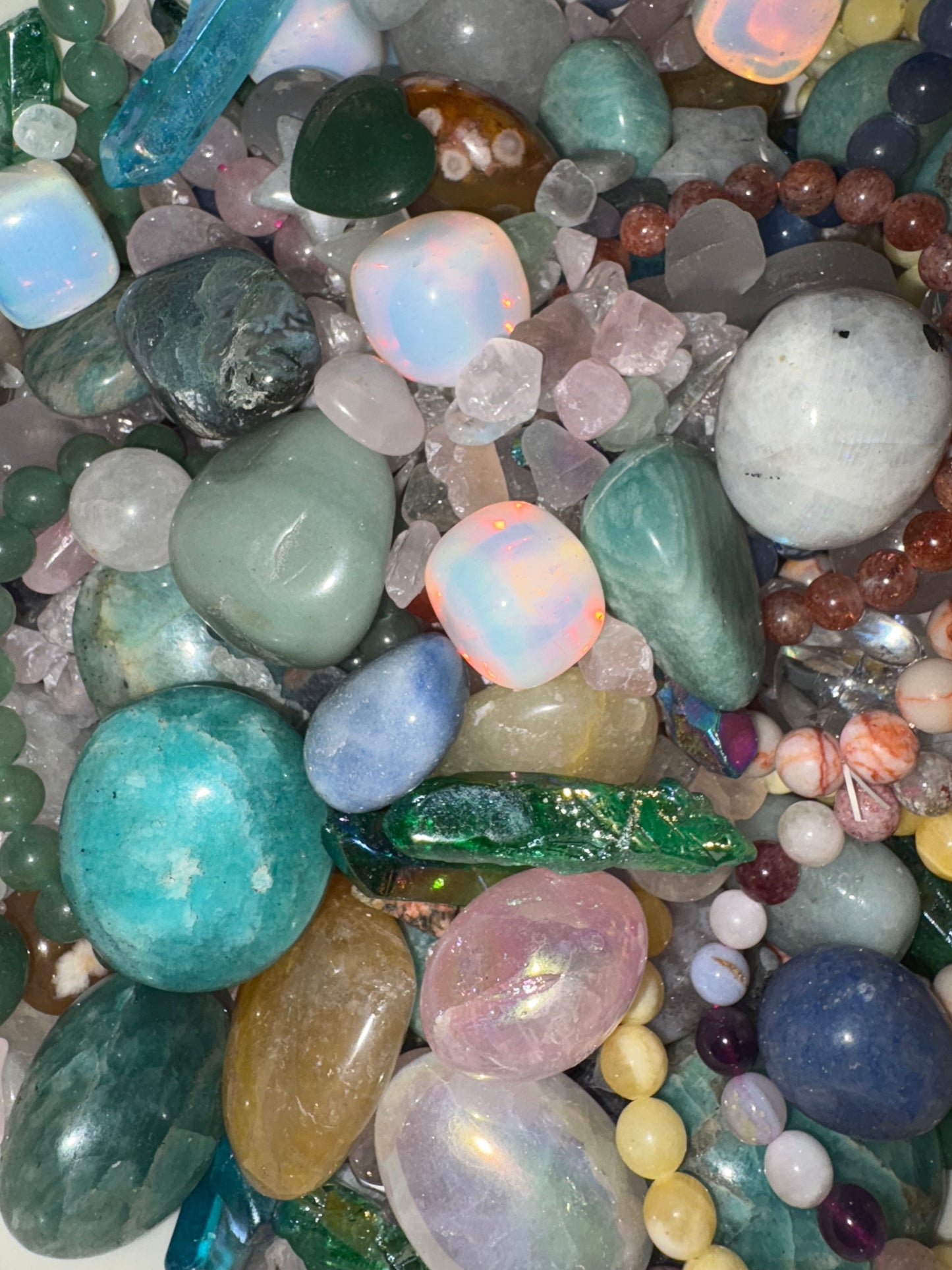 The Healing Crystal Mix
