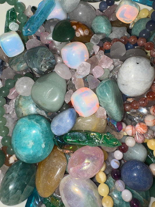 The Healing Crystal Mix