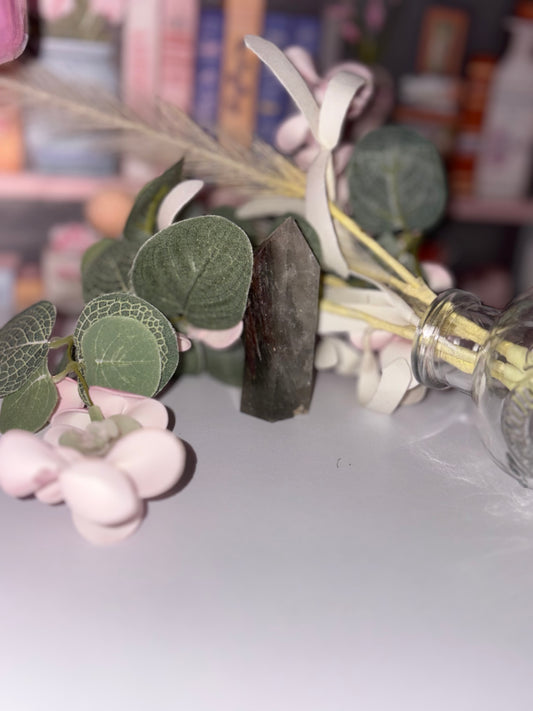 Chunky Garden Quartz Tower