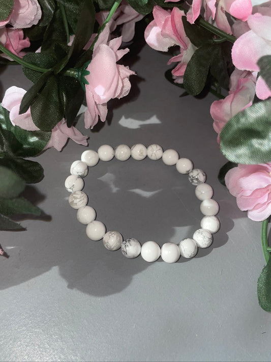 Howlite Bracelet 8mm