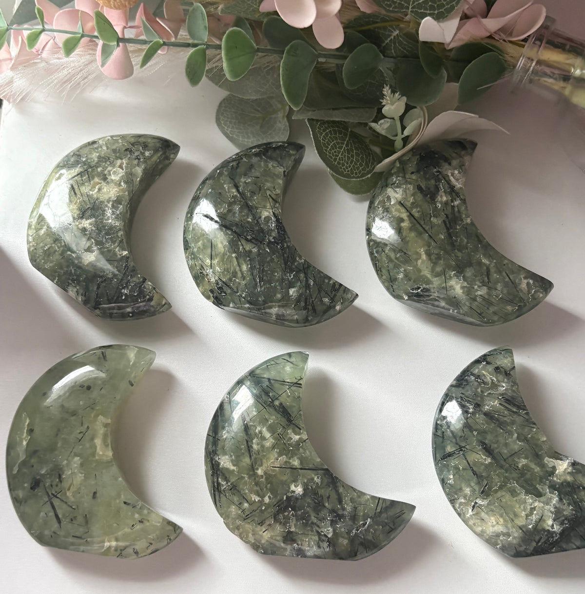 💚🌙Standing Crescent Prehnite Moon 🌙💚