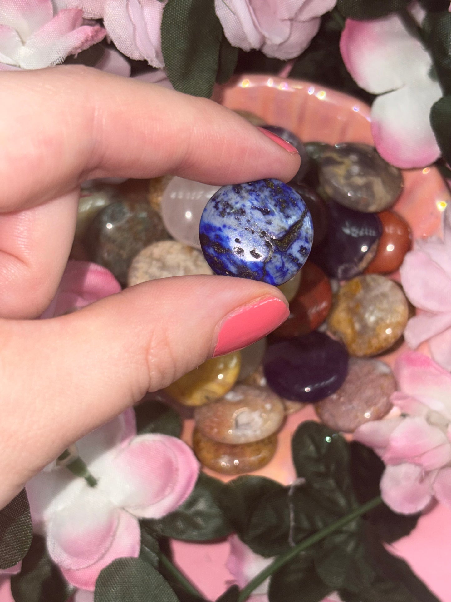 Mini Sodalite Palm Stone