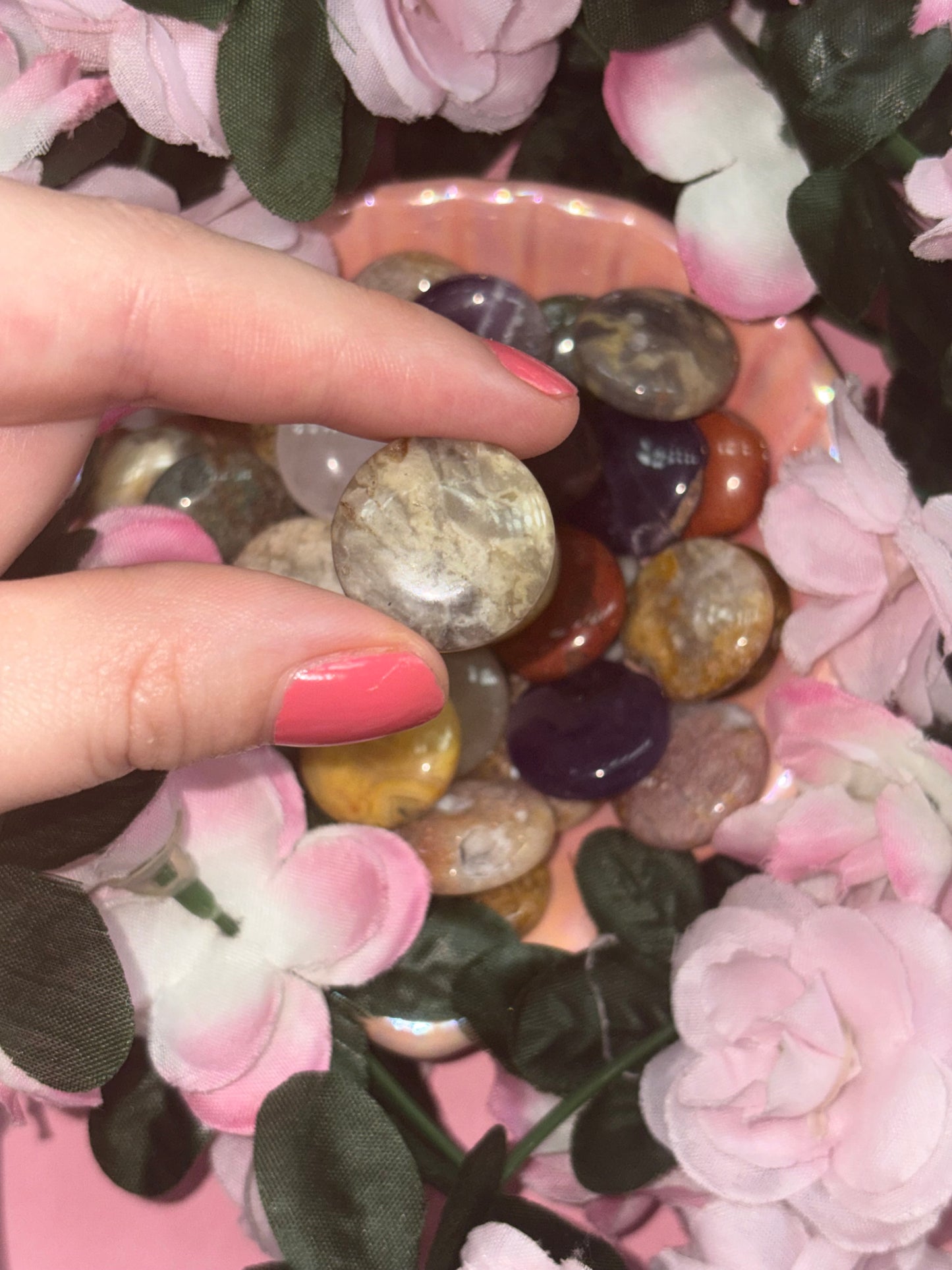 Agate Mini Palm Stone