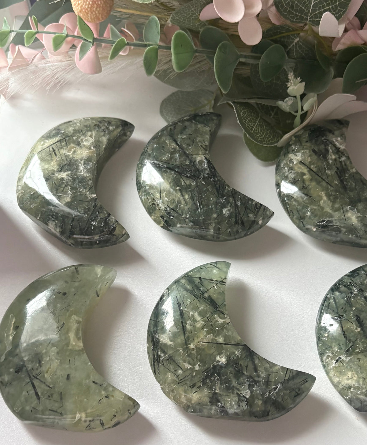 💚🌙Standing Crescent Prehnite Moon 🌙💚